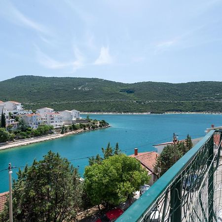 Apartman Vito Neum Zewnętrze zdjęcie