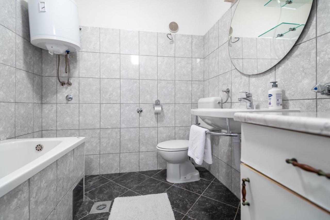 Apartman Vito Neum Zewnętrze zdjęcie